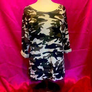 NWT Hard Candy 3/4 sleeve camo top size M